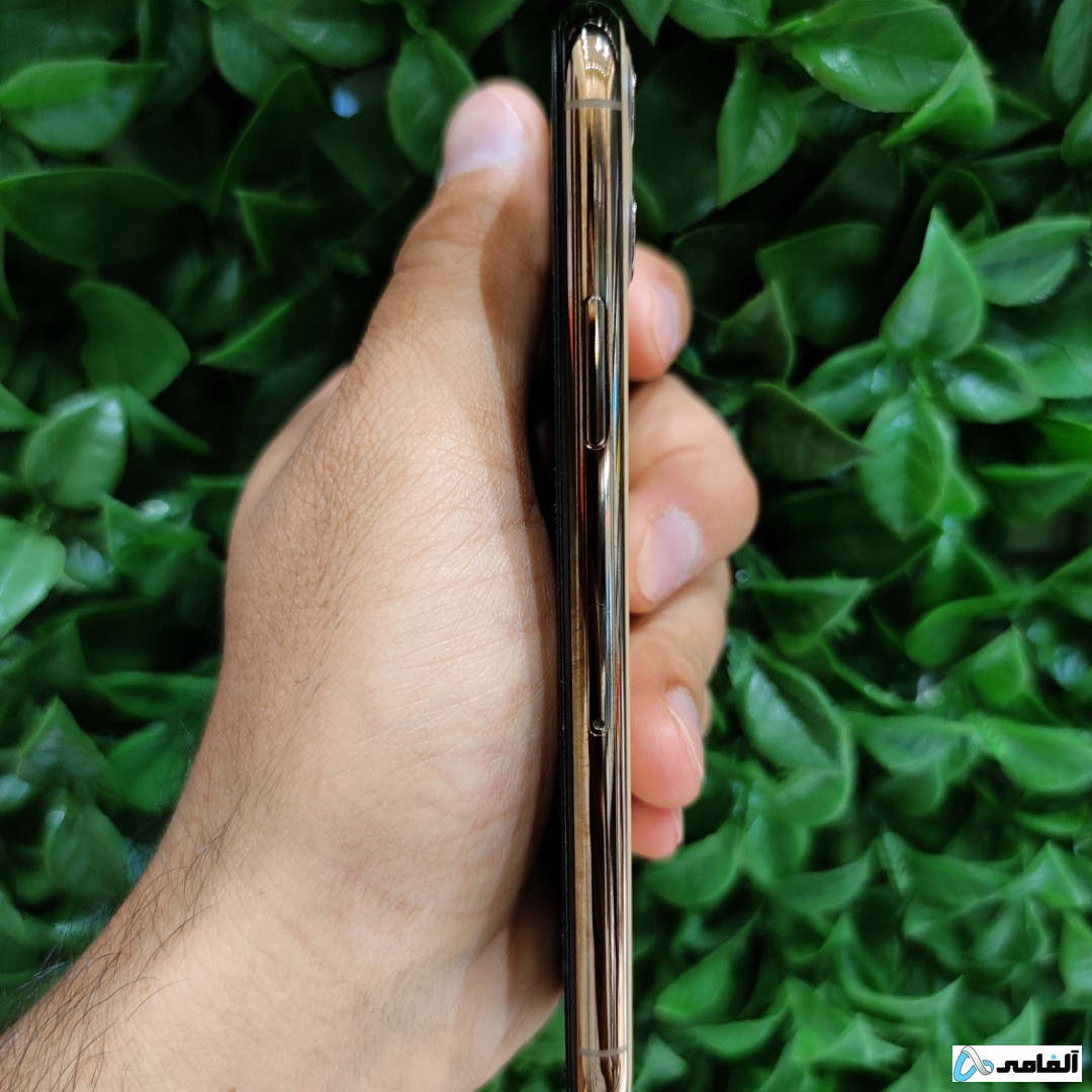 گوشی موبایل اپل مدل iphone 11 pro حافظه ۲۵۶ گیگ باتری ۷۵٪ (کارکرده)