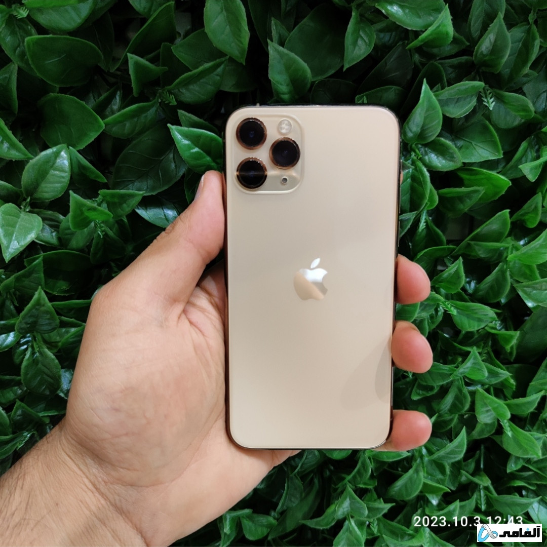 گوشی موبایل اپل مدل iphone 11 pro حافظه ۲۵۶ گیگ باتری ۷۵٪ (کارکرده)